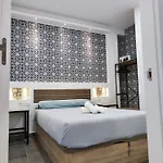 De Lujo Playa Deveses Apartment *