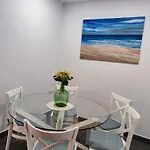 De Lujo Playa Deveses Apartment
