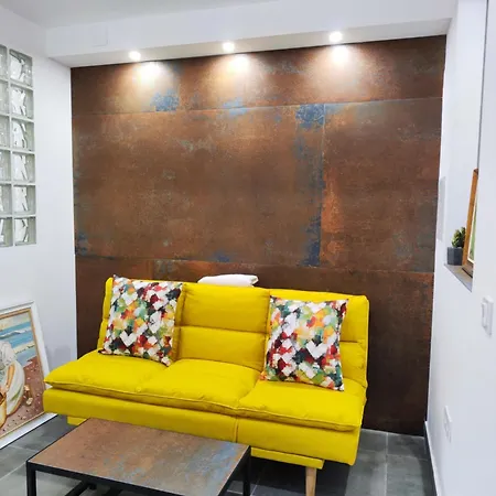 De Lujo Playa Deveses Apartment